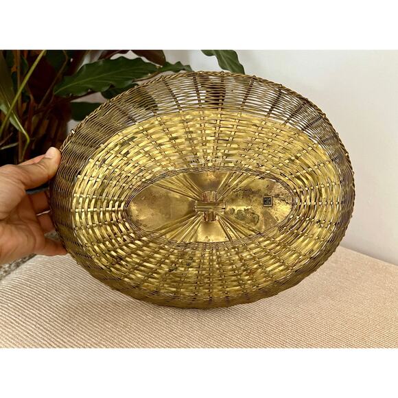 Vintage Brass Woven Basket, Oval Bread Basket, Gold Metal Basket - Picture 10 of 10